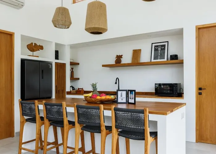 Family Nest & Uluwatu